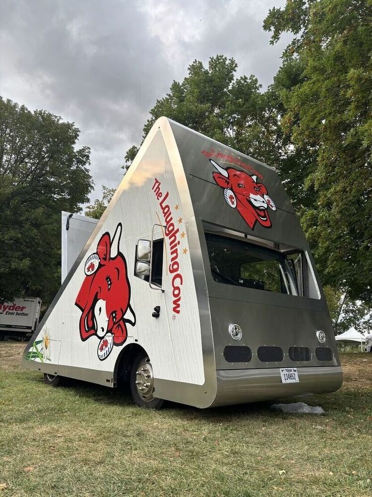  The Laughing Cow
